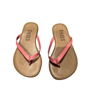 TKEES Pink Strap Tan Sole Flip Flop Sandals - size 7/8C